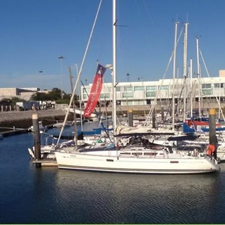 Ботель Taguscruises Лиссабон